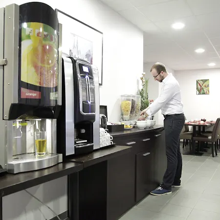 Odalys Centre Les Halles Aparthotel 4*