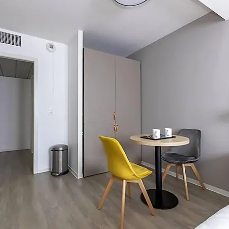 Apartmanhotel Odalys - Centre Les Halles 4*