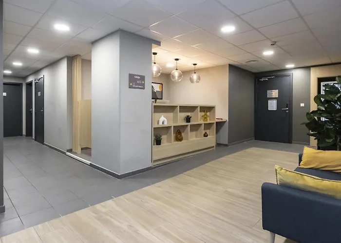 Aparthotel Odalys - Centre Les Halles 4*