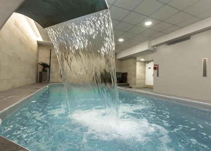 Aparthotel Odalys - Centre Les Halles 4*