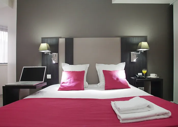 Odalys Centre Les Halles Aparthotel 4*